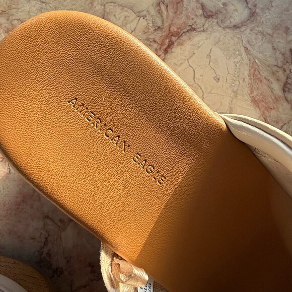 AE Women's Bohemian Heeled Clog - Picture 3 of 8